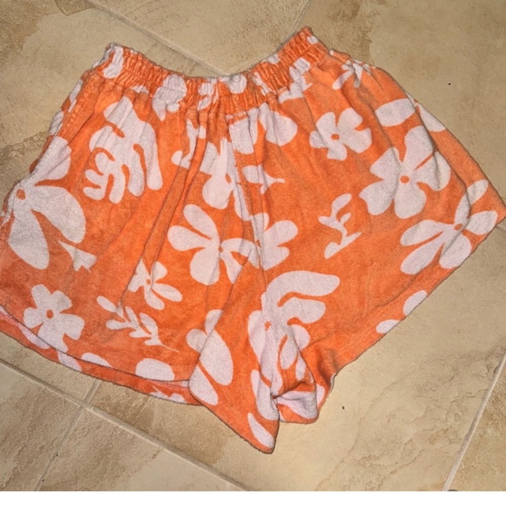 at dawn oahu - cotton terry shorts floral small